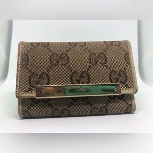 Gucci GG Supreme Beige Canvas 6 Ring Keyholder